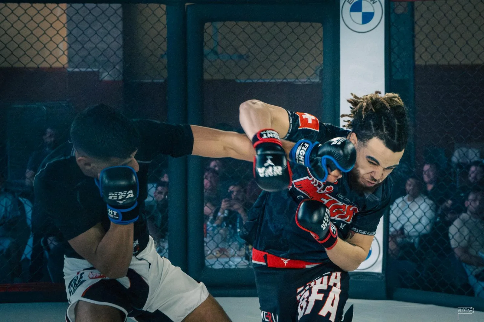 Cours de Boxe libre + Arts martiaux mixtes + Grappling à la World Bricpol Sport Academy